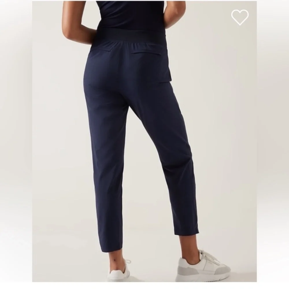 Athleta Brooklyn Ankle Pant  Navy Athletic Trousers Size 14/P - Picture 2 of 9